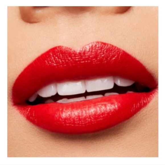 Mac Cosmetics Love Me Liquid Lipstick #492 Yeah, I'm fancy, NIB - Picture 2 of 8